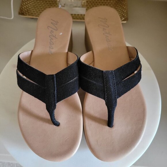 Matisse Women's Black Suede Platform Wedge Flip Flops Sandals Size 8M - Picture 1 of 8